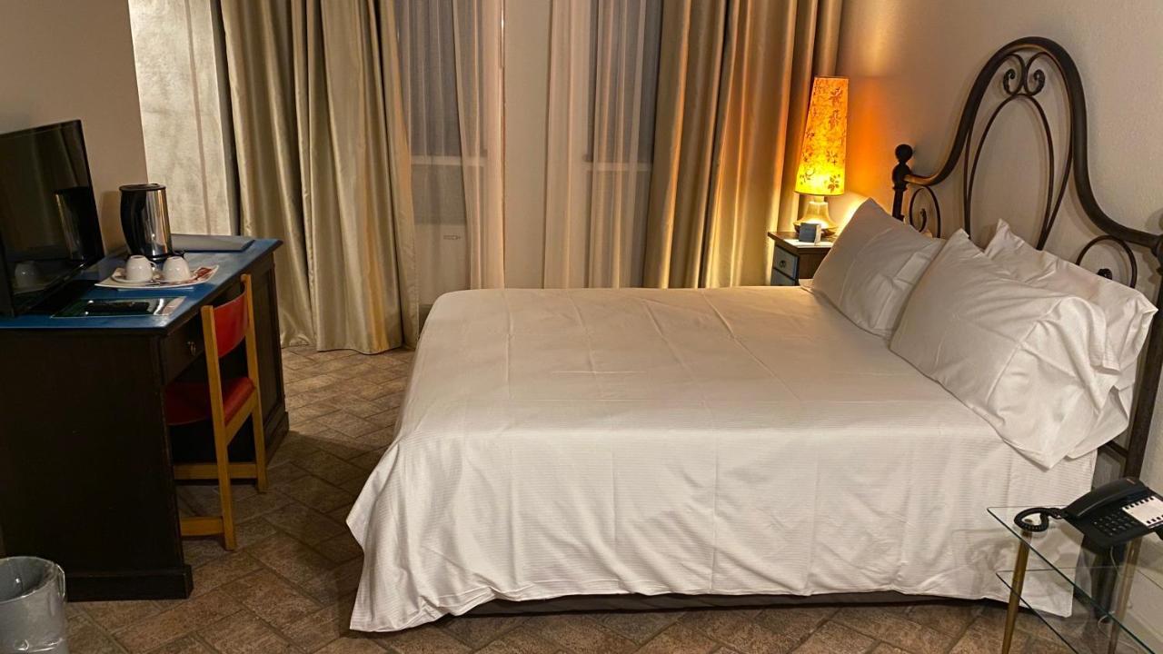 Pensjonat Relais Cascina Scottina Cadeo Zewnętrze zdjęcie